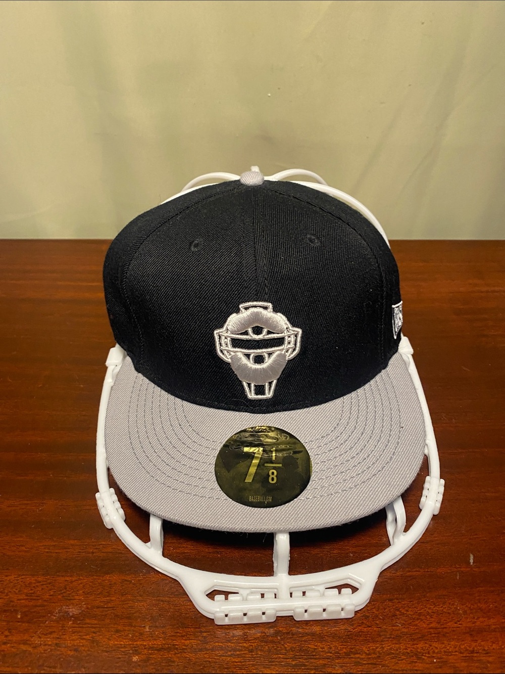 Baseballism Honor Tradition Class Catchers Umpire Mask Logo  Fitted Hat 7 1/8